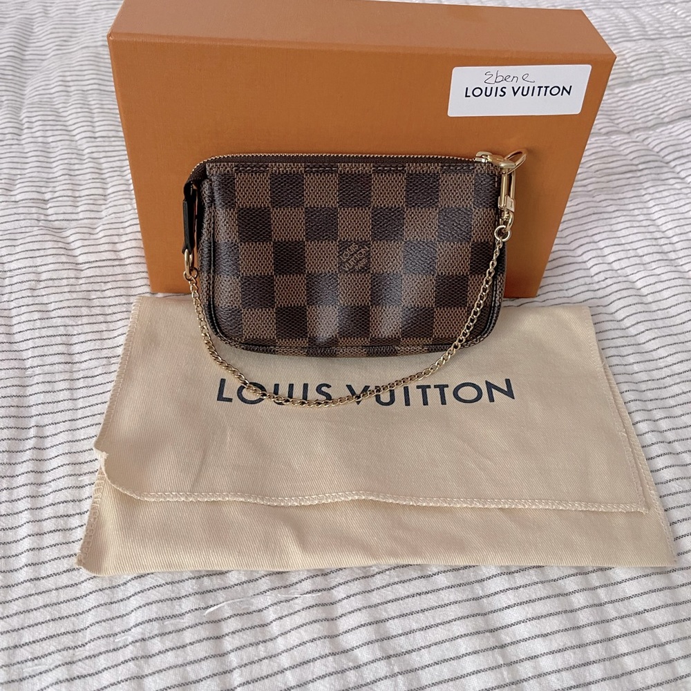 Louis Vuitton Mini Pochette Accessories